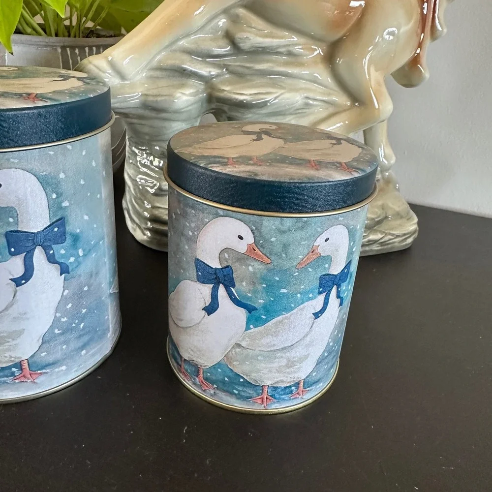 Unbranded vintage set